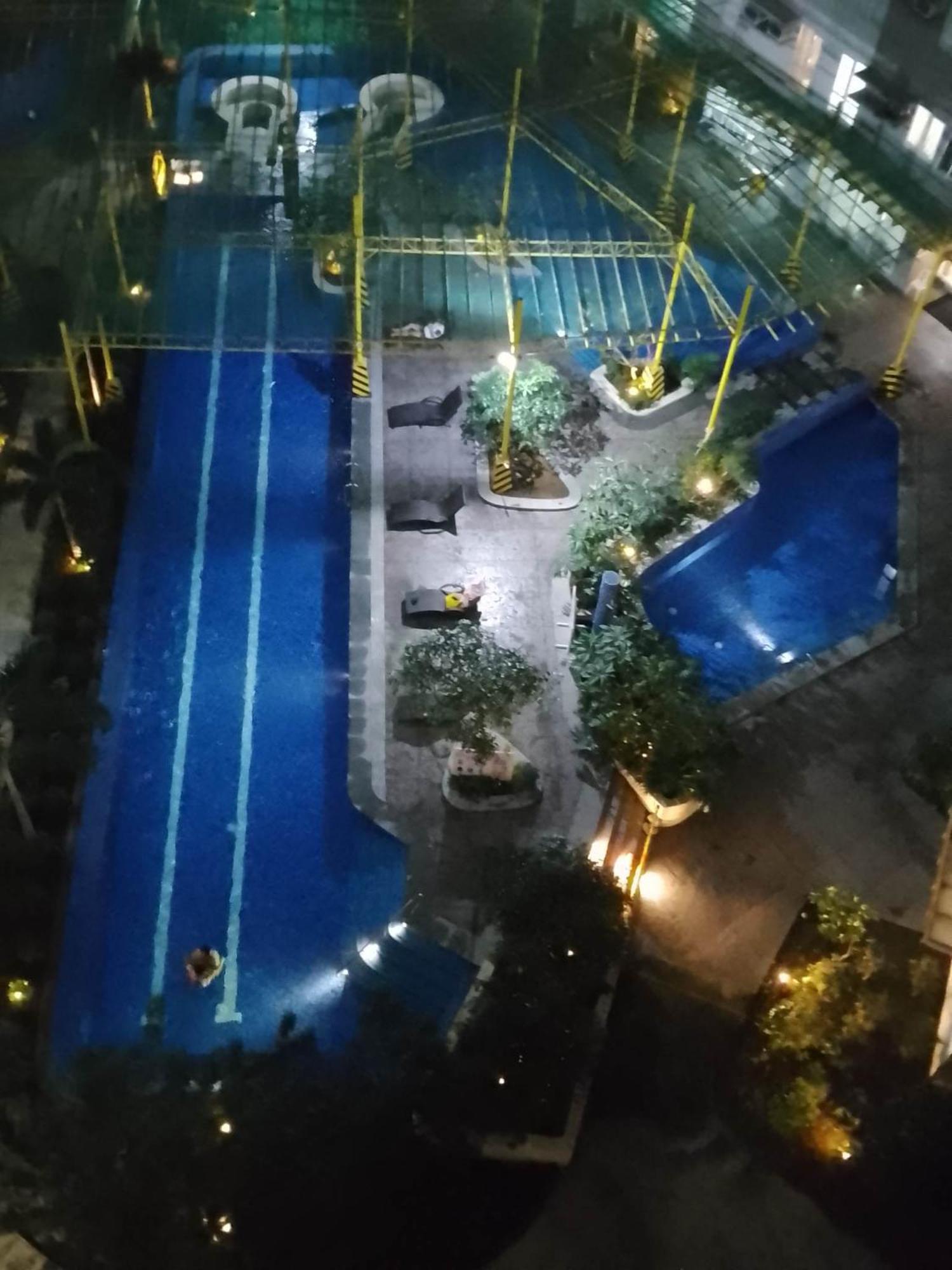 Aparthotel 2br Pioneer Woodland Boni,mandaluyong Connected To Boni Mrt Station Mandaluyong